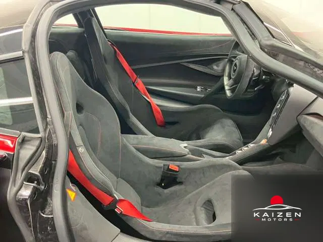 McLaren 750S 4.0 2025 importée par Kaizen Motors