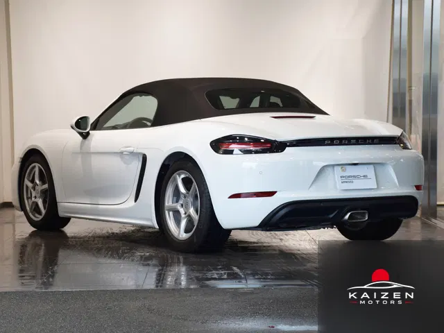 Porsche 718 Boxster 2.0 6MT 2024 — photo 1 sur 8