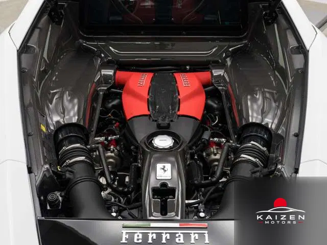Ferrari F8 Tributo F1 DCT 2022 — photo 1 sur 8