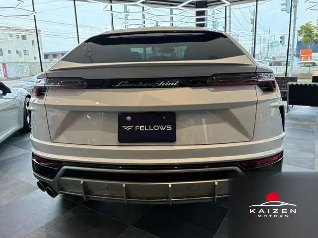 Lamborghini Urus 4.0 4WD Bianco Icarus Sportivo Leatther 2020 — photo 1 sur 8