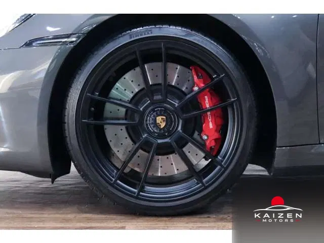 Porsche 911 Targa 4 GTS PDK 2024 — photo 1 sur 8