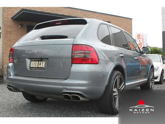 Porsche Cayenne Turbo 4WD 2005 — photo 1 sur 8