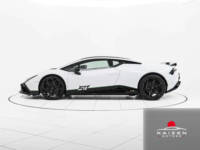 Lamborghini Huracán (LDF) 60th Anniversary Edition Bianco Asopo 2024 — photo 1 sur 8