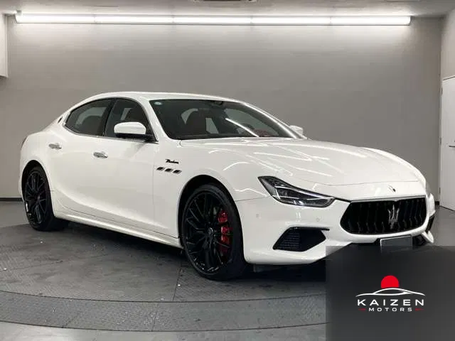 Maserati Ghibli Modena 2021 — photo 1 sur 8