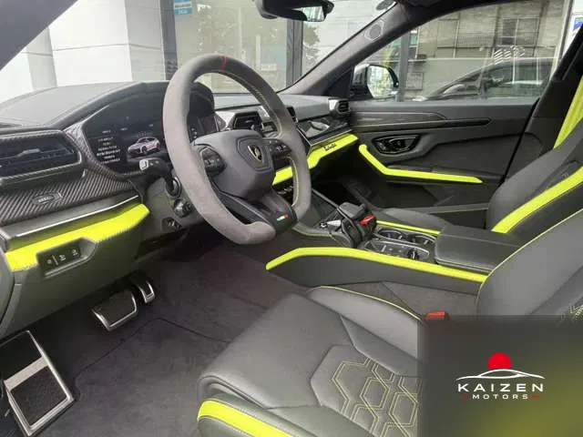 Lamborghini Urus SE 4WD 2026 importée par Kaizen Motors