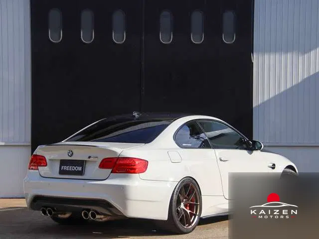 BMW M3 M DCT 2012 — photo 1 sur 8