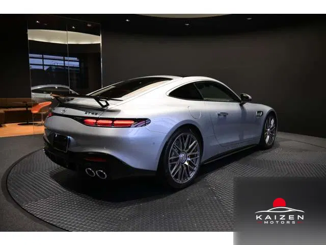 Mercedes-AMG AMG GT 43 Coupé MP202502 Performance Pack 2025 — photo 1 sur 8