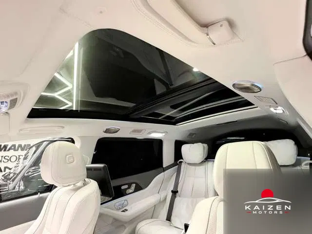 Mercedes-Maybach GLS 600 4WD 2021 — photo 1 sur 8