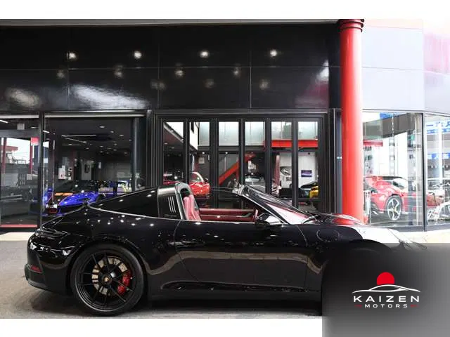 Porsche 911 Targa 4 GTS PDK 2025 — photo 1 sur 8