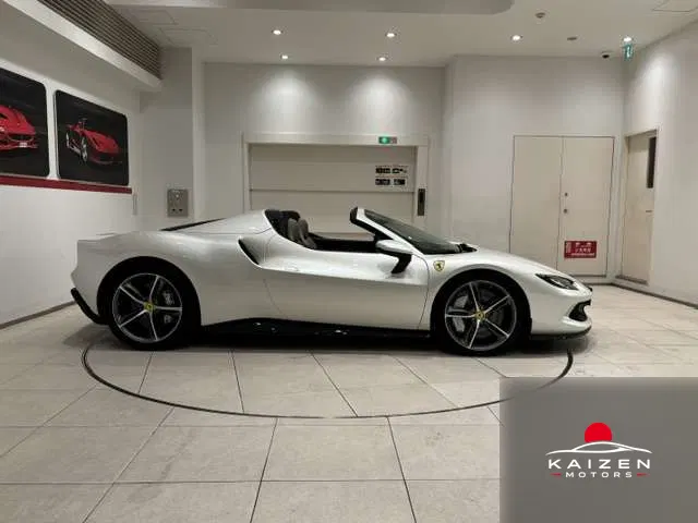 Ferrari 296GTS F1 DCT Bianco Italia Tortora 2024 — photo 1 sur 8