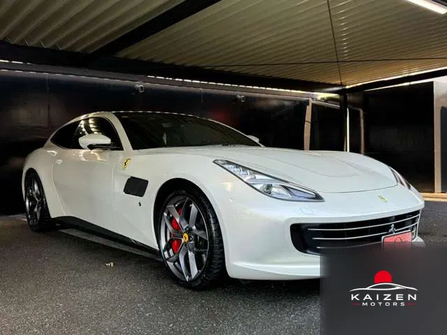 Ferrari GTC4 Lusso T 2020 — photo 1 sur 8