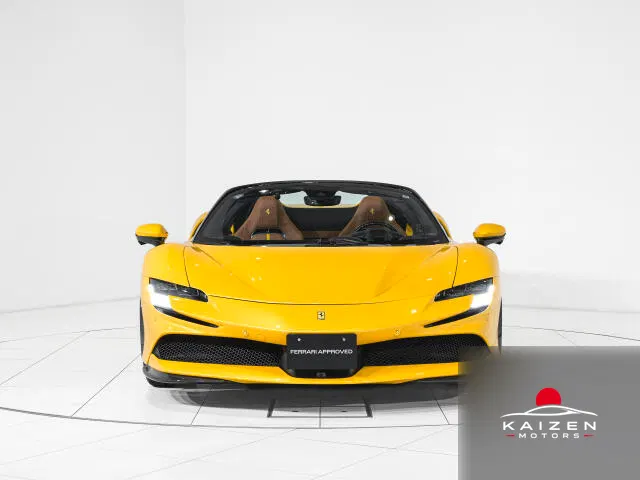 Ferrari SF90 Spider F1 DCT E4WD 2022 — photo 1 sur 8
