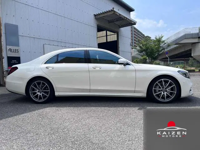 Mercedes-Benz Classe S AMG Line · S560 Longue Plus 4WD 4.0L 2019 — photo 1 sur 8