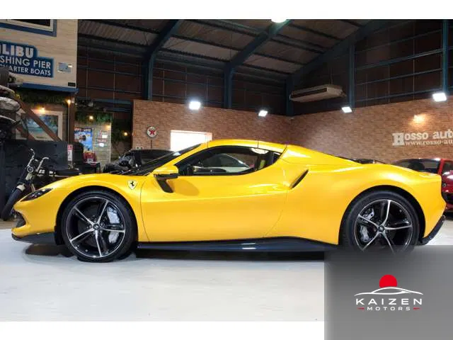 Ferrari 296GTS F1 DCT Occasione d'Oro Large Size) 2025 — photo 1 sur 8