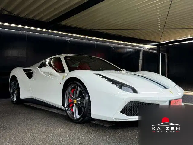 Ferrari 488 Spider F1 DCT 2017 — photo 1 sur 8