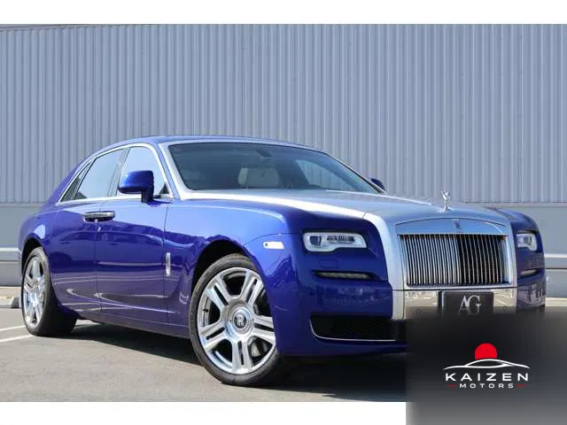 Rolls-Royce Ghost 6.6 2016 — photo 1 sur 8