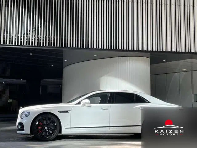 Bentley Flying Spur V8 4WD 2021 — photo 1 sur 8