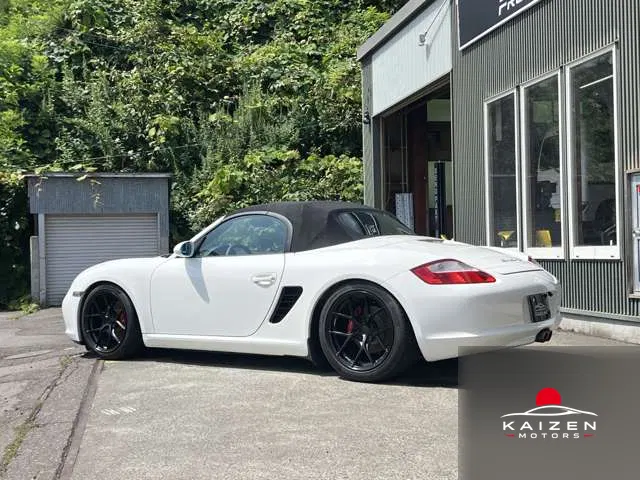 Porsche Boxster S 2006 — photo 1 sur 8