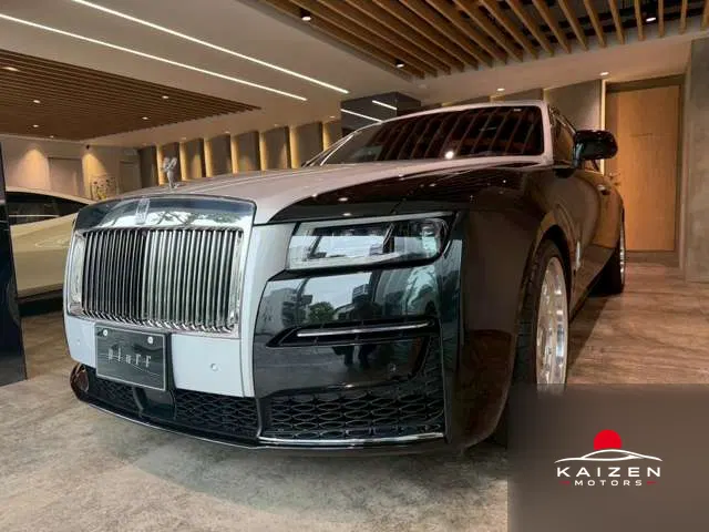 Rolls-Royce Ghost 6.75 4WD 2021 — photo 1 sur 8
