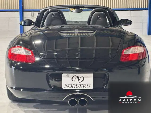 Porsche Boxster 2.7 5MT 2005 — photo 1 sur 8