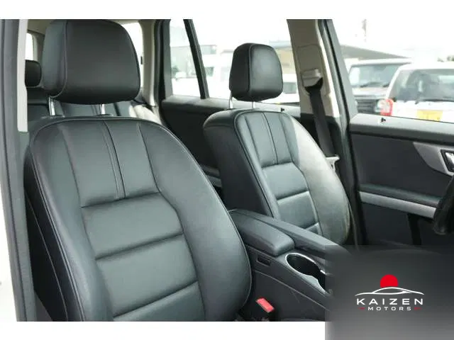 Mercedes-Benz GLK GLK300 4WD 2012 — photo 1 sur 8