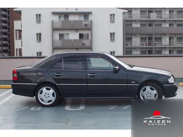 Mercedes-Benz Classe C C280 1995 — photo 1 sur 8
