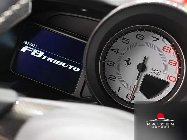 Ferrari F8 Tributo F1 DCT 2020 — photo 1 sur 8