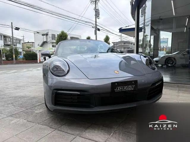 Porsche 911 Cabriolet Carrera PDK 2024 — photo 1 sur 8