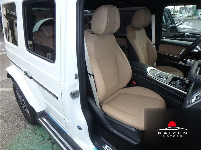 Mercedes-Benz Classe G G450d (ISG) Diesel Turbo 4WD MP202501 2025 — photo 1 sur 8