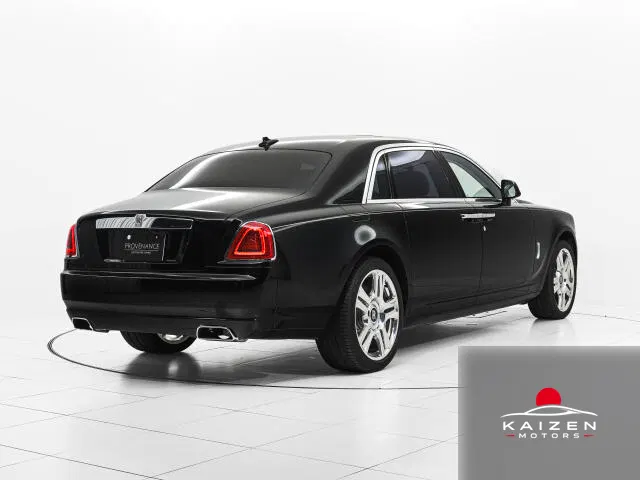Rolls-Royce Ghost Ghost EWB 2015 — photo 1 sur 8