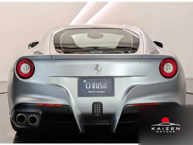 Ferrari F12 Berlinetta F1 DCT Carbon Ceramic 2013 — photo 1 sur 8
