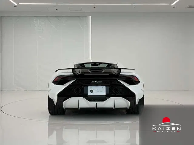 Lamborghini Huracán (LDF) 2023 — photo 1 sur 8
