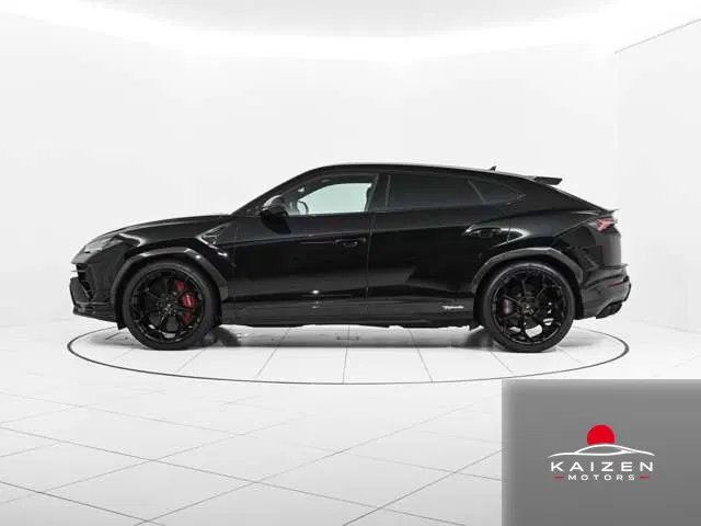 Lamborghini Urus 4WD Nero Helene 2024 — photo 1 sur 8