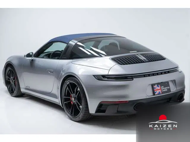 Porsche 911 Targa 4 GTS PDK 2025 — photo 1 sur 8