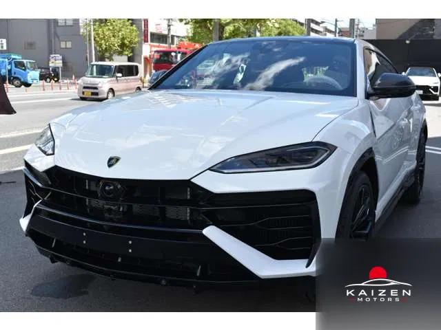 Lamborghini Urus SE 4WD dry carbon roof black 2026 — photo 1 sur 8