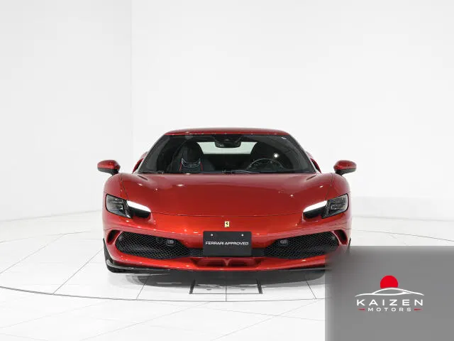 Ferrari 296GTB F1 DCT Apple 2022 — photo 1 sur 8