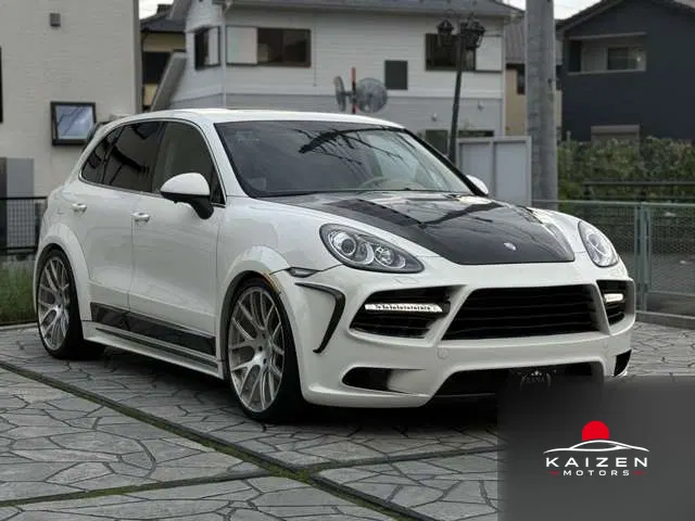 Porsche Cayenne S 4WD 2012 — photo 1 sur 8