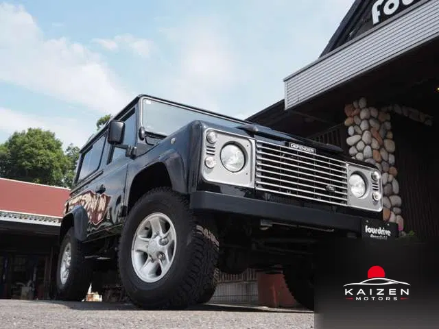 Land Rover Defender 90 4WD 1999 — photo 1 sur 8
