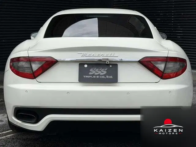 Maserati GranTurismo Sport 2013 — photo 1 sur 8