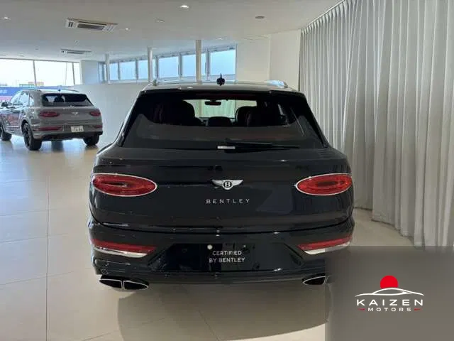 Bentley Bentayga V8 4WD 2021 — photo 1 sur 8