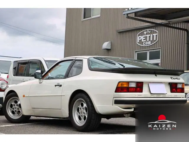 Porsche 944 Turbo Apple Car 1986 — photo 1 sur 8