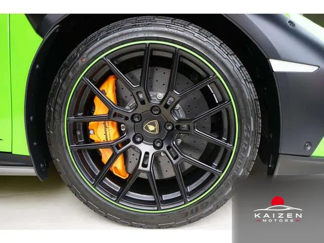 Lamborghini Huracán Sterrato (LDF) 4WD 2024 — photo 1 sur 8