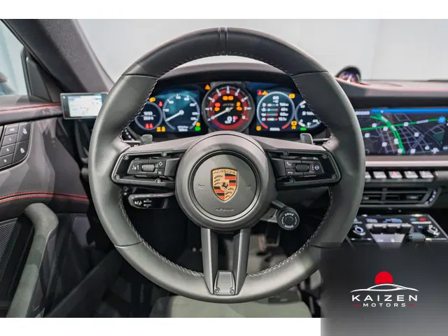 Porsche 911 Carrera 4 GTS PDK PDCC 2024 — photo 1 sur 8