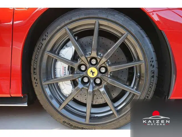 Ferrari SF90 Stradale F1 DCT E4WD 2023 — photo 1 sur 8