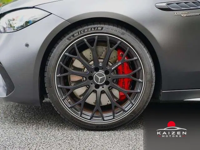 Mercedes-AMG Classe C C63 S E Performance 4WD MP202501 2024 — photo 1 sur 8