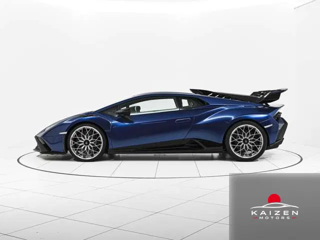 Lamborghini Huracán STO (LDF) Nero Noctis(Blue Wrapping) 2022 — photo 1 sur 8