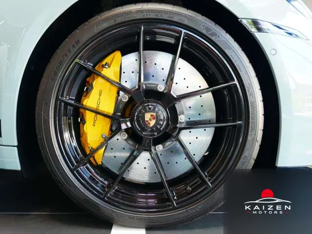Porsche 911 Targa 4 GTS PDK 2026 — photo 1 sur 8