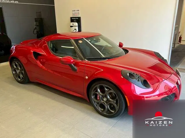 Alfa Romeo 4C 1.7 2015 — photo 1 sur 8