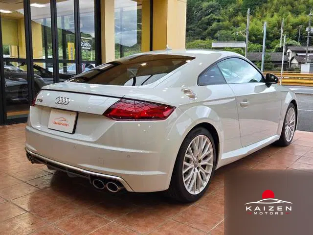 Audi TTS Coupé 2.0 4WD 2.0TFSI 2016 — photo 1 sur 8