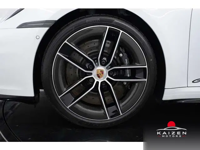 Porsche 911 Targa 4 GTS PDK 2026 — photo 1 sur 8